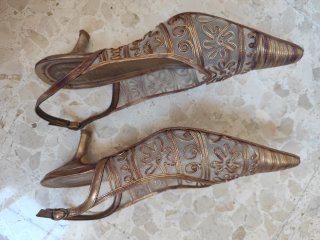 Zapatos de tacón dorado bronce piel 41