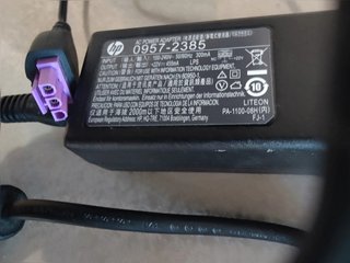 Alimentatore caricabatterie HP 095 2385...
