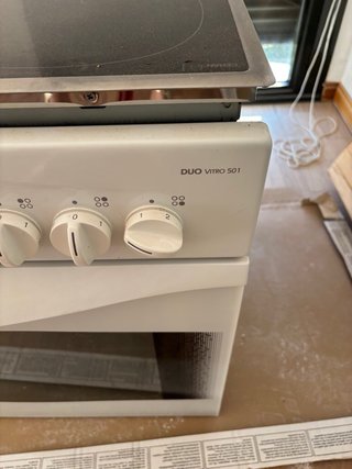 Horno y vitrocerámica Balay