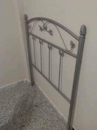 Cabecero de forja plateado cama 105