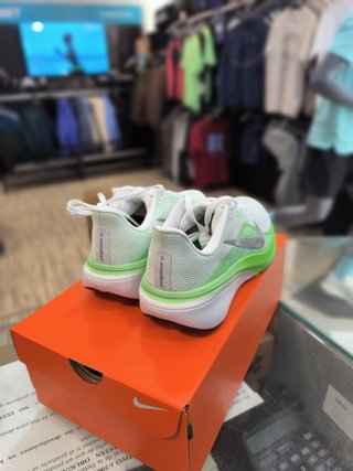 Zapatillas running mujer Nike Pegasus 42 verde