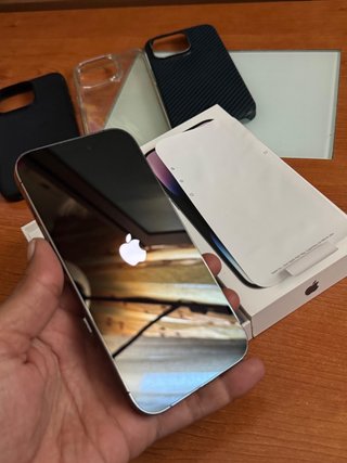 iPhone 14 Pro 128Gb + Fundas