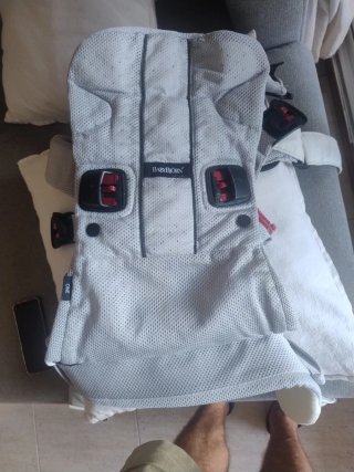 Mochila Portabebés BabyBjörn ONE Gris