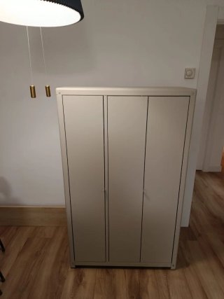 Mueble de almacenaje beige metal