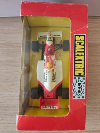 Scalextric McLaren F1