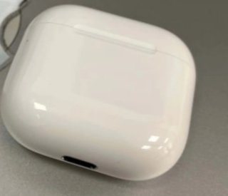 Apple AirPods 4 4ª gen (Solo estuche de Carga)