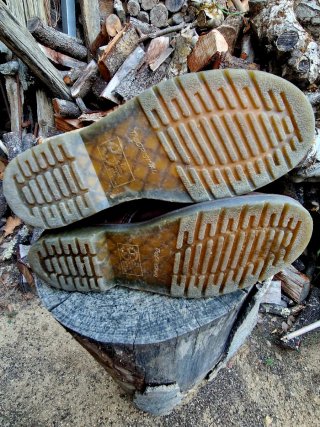 Stivali Dr. Martens Marroni
