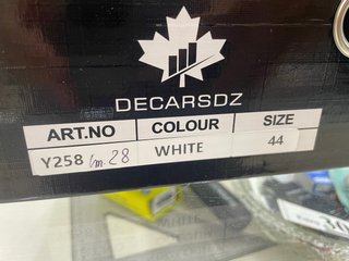 Scarpe uomo nuove taglia 44