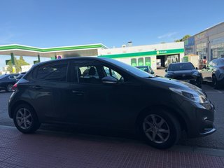Peugeot 208 2017