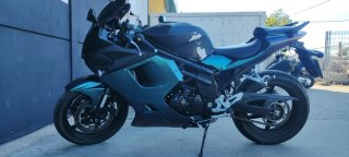 Hyosung GT650R EFI 2012 - Carnet A2