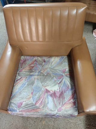 2 sillones salón piel sintética y tela