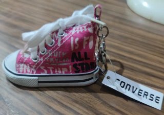 Llavero Zapatilla Converse All Star Rosa