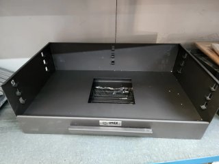 Cajón para barbacoa metálico