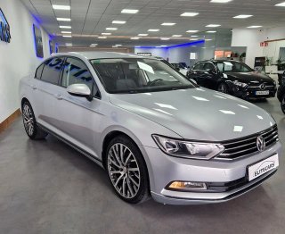 VOLKSWAGEN PASSAT 2.0 TDI  150CV, LLANTA 19", GPS