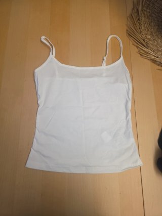 Camiseta de tirantes blanca a estrenar