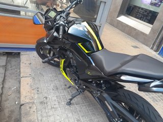 Zontes z2  125cc y 1.000km casi a estrenar cholloo