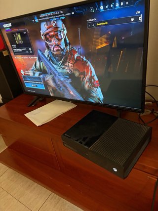 Xbox 1TB Negro con Mando Verde