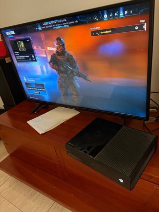 Xbox 1TB Negro con Mando Verde