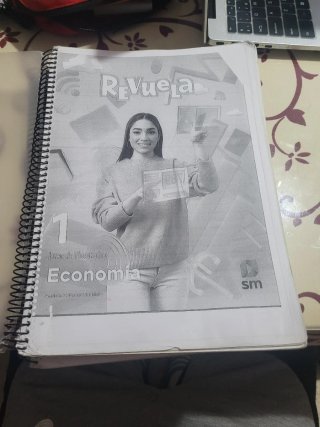1 Bachillerato, Economía Revuela