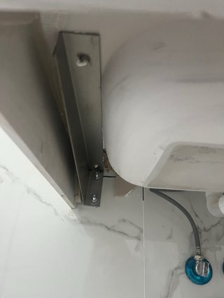 Lavabo suspendido 65 cm mármol