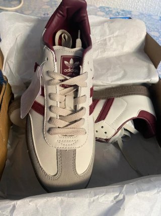 Adidas Samba Blancas y Rojas Talla 38