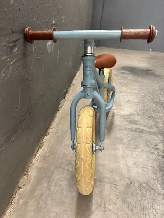 Bicicleta de Equilibrio Little Dutch Azul
