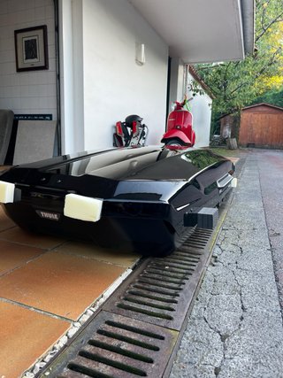 Thule Motion XXL Low + barras Edge, sin estrenar