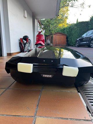 Thule Motion XXL Low + barras Edge, sin estrenar