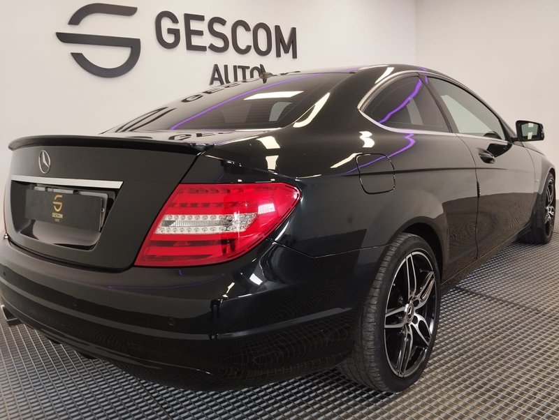 Mercedes-Benz Clase C 2011, foto 4