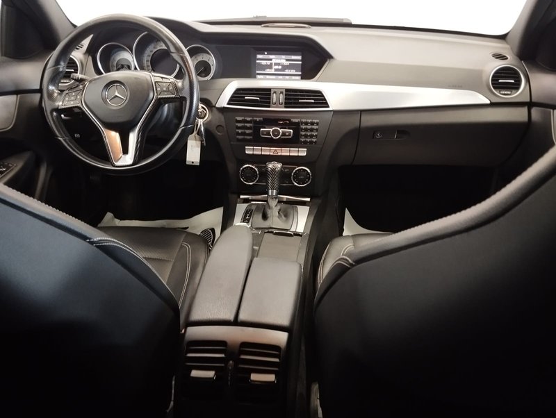 Mercedes-Benz Clase C 2011, foto 7