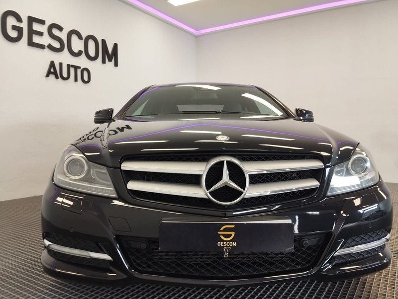 Mercedes-Benz Clase C 2011, foto 16