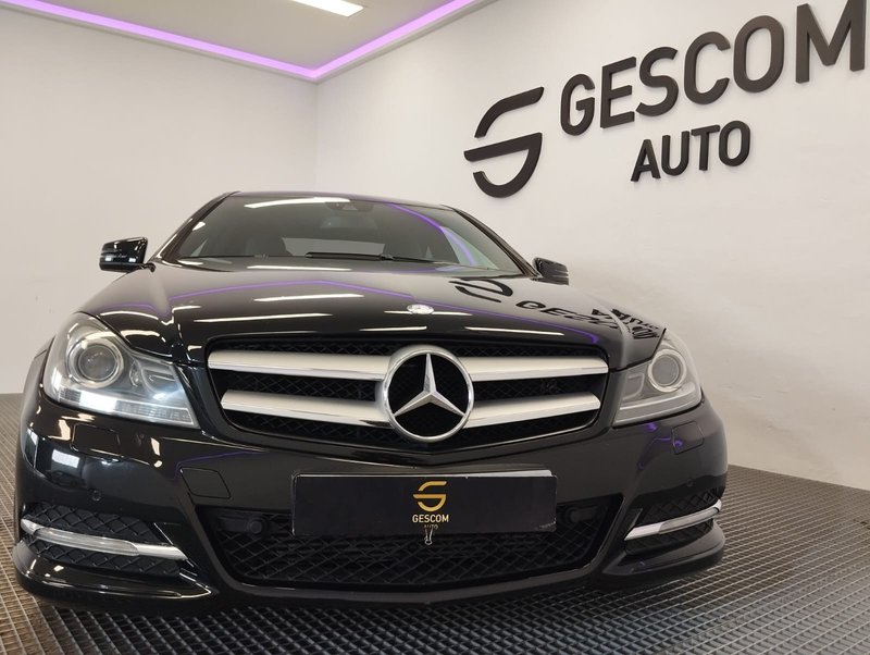 Mercedes-Benz Clase C 2011, foto 19