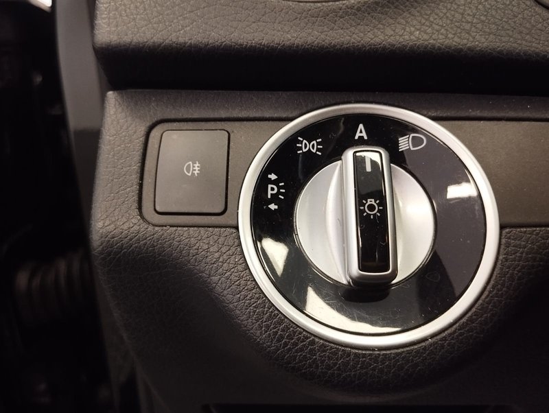 Mercedes-Benz Clase C 2011, foto 20