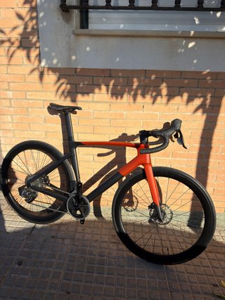 Bicicleta de carretera velo uild