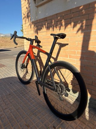 Bicicleta de carretera velo uild