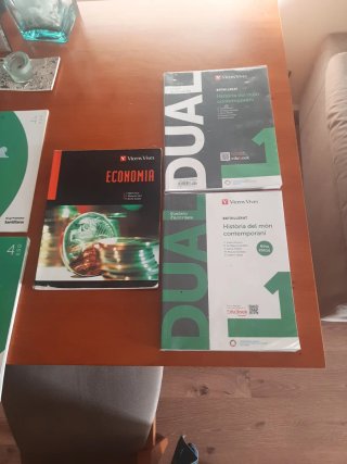 Libros de 4Eso i 1er Batxillerat Historia del mon