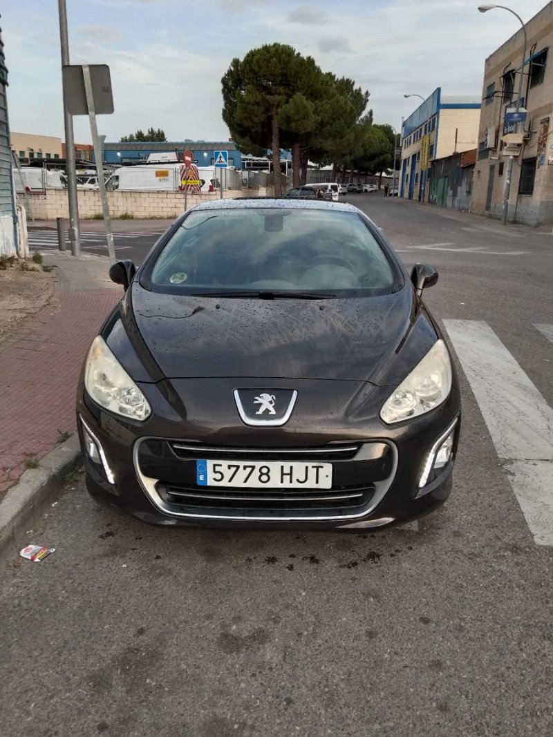Peugeot 308 2012, foto 14