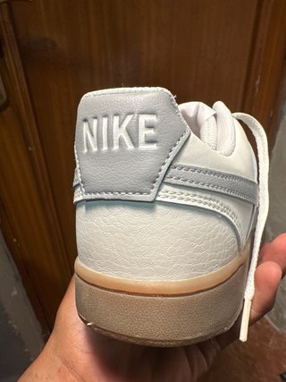 Nike Court Vision LO Gris/Blanco Talla 42.5