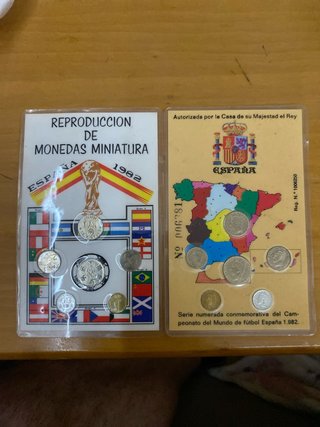 2 Reproducciones Monedas Miniatura España 1982