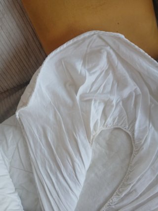 Edredón y protector de colchón para cama de 80 cms