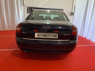 Audi A6 2001 2.5 tdi V6