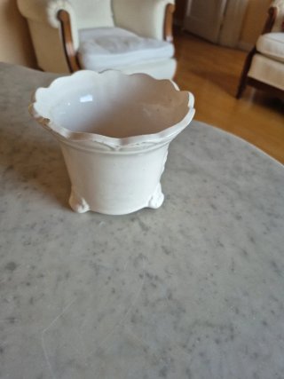 Macetero decorativo de cerámica blanco