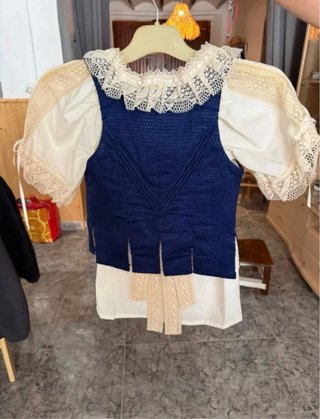 Traje de huertana niña azul y blanco