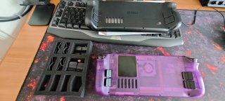 Steam Deck LCD 64GB con extras