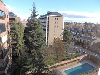 Piso en alquiler en Nueva España en Madrid