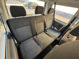 Volkswagen Transporter KOMBI L1 H1 9 PLAZAS 110CV