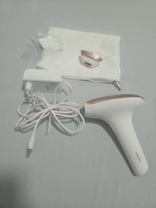 Depiladora Philips Lumea Serie 7000 IPL