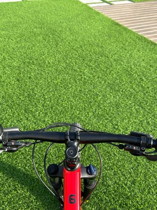 Bicicleta de montaña hardtail Trek Marlin 6