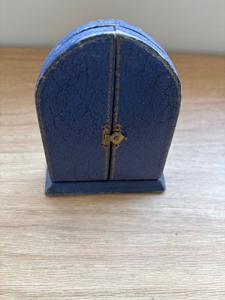 Virgen de Fátima Medalla Capilla Joyería Antigua