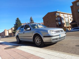 Volkswagen Golf 2002